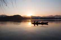 Hangzhou Private Customized Day Trip from Shanghai by Bullet Train