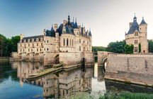 Loire Valley Day Trip with 3 Castles with Chambord and Chenonceau