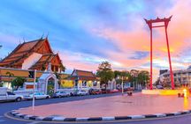 Bangkok Night Lights: Temple & City Tour by Tuk Tuk (SHA Plus)