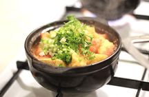 Private Vietnamese Cooking Class in Hanoi with a Local