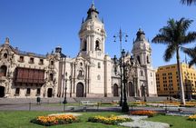 Small-Group Full Day City Tour with Lunch and Show of lights in Lima