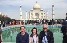 One Day Tour to Taj Mahal from Delhi by Fastest Train with Meals