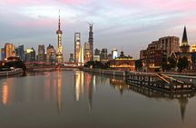 Shanghai Evening Tour: Huangpu River Cruise and Street Food