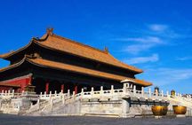 Beijing Essential Full-Day Tour including Great Wall at Badaling, Forbidden City and Tiananmen Square