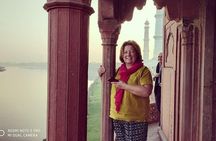 Agra Sightseeing and Shopping: Guided Tour by Private Car