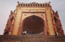 Private Fatehpur Sikri Tour with Skip The Line Entrance Ticket