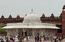Private Fatehpur Sikri Tour with Skip The Line Entrance Ticket