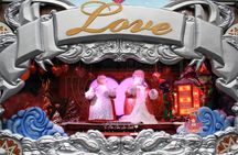New York City Holiday Movie Sites and Lights Bus Tour