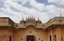 Jaipur: Half day tour of Amer Fort & Nahargarh Fort by Car