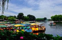 Beijing Private Food Walking Tour in Houhai Lake and Nanluoguxiang Hutong