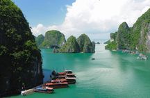 Excursion to Ha Long Bay with Titop Island and kayaking in Luon Cave