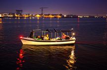 Amsterdam 90-min Private Canal Cruise with Live Guide and Drinks 