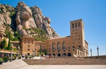 Best of Barcelona & Montserrat: semi-private tour with pickup 