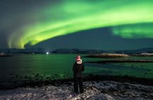 Private Super Jeep Northern lights hunt from Reykjavik 