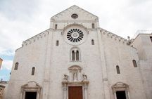 Private walking tour in Bari