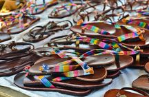 Private 4-hour Tour of Embu das Artes with Handicraft Market