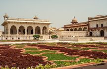 Chennai to Taj Mahal and Agra Same Day Tour with Return Flights
