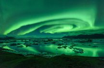 Northern Lights Guided Bus Tour from Reykjavik