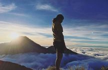 Mt Rinjani Trekking 2 Days 1 Night Summit