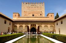 Alhambra & Generalife Skip the Line Premium Tour including Nasrid Palaces