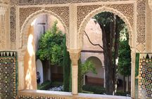 Alhambra & Generalife Skip the Line Premium Tour including Nasrid Palaces