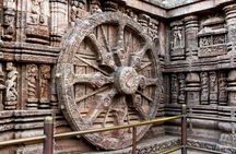 Full Day Tour of Konark Temple and Puri