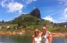 2-Day: Pablo Escobar, Comuna 13, Guatape Including Boat Ride and La Manuela