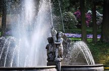 Walking tour with a private tour guide in the botanical gardens of Villa Taranto