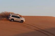 Dubai: Extreme Desert Safari with Dinner