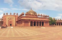 Private Taj Mahal Agra Overnight Tour from Delhi