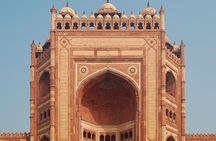 Taj Mahal Agra Overnight Tour from Delhi with Fatehpur Sikri