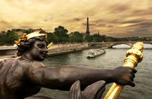 Full-Day Self-Guided Paris Tour from London by Eurostar with Seine River Cruise