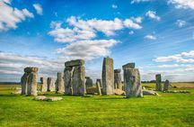 Stonehenge Morning Half-Day Tour from London Including Admission