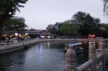 Beijing Private Food Walking Tour in Houhai Lake and Nanluoguxiang Hutong