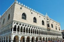 Venice Small Group Walking Tour of Most-Famous Sites &Attractions