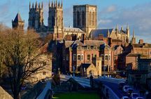 Private Walking Tour: York City Highlights and York Minster