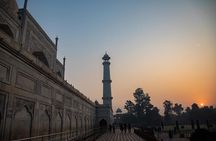 Sunrise Tour of The Taj Mahal with Fatehpur Sikri from Agra