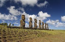Easter Island Moai Archaeology Tour: Ahu Akivi, Ahu Tahai and Puna Pauâ Quarry.
