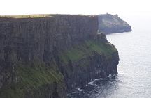 Cliffs of Moher & Bunratty Castle - Private Mini Bus Tour