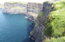 Cliffs of Moher & Bunratty Castle - Private Mini Bus Tour