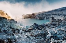 24h trip to Kawah Ijen & local Javanese breakfast