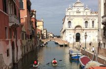 Venice: Kayak Tour in the canals from a unique POV