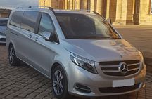 Private Round Transportation: London to London with Stopover at Stonehenge