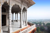 Sunrise Taj Mahal, Agra Fort & Baby Taj Tour from Jaipur by Car