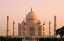 Private Taj Mahal Day Trip from Jaipur Ending in Delhi
