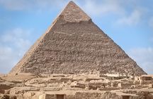 Private Day tour to Giza Pyramids and Saqqara