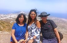 Santorini Island Private Custom Tour in Half or Full Day 