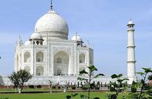 From Delhi : Tajmahal Sunrise tour with Agra fort, Baby Taj, Meal