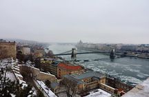 Private 4-hour Walking Tour of Budapest with official tour guide