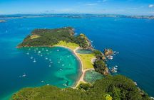 5-Day Bay of Islands, Auckland, Hobbiton, Rotorua & Waitomo Tour